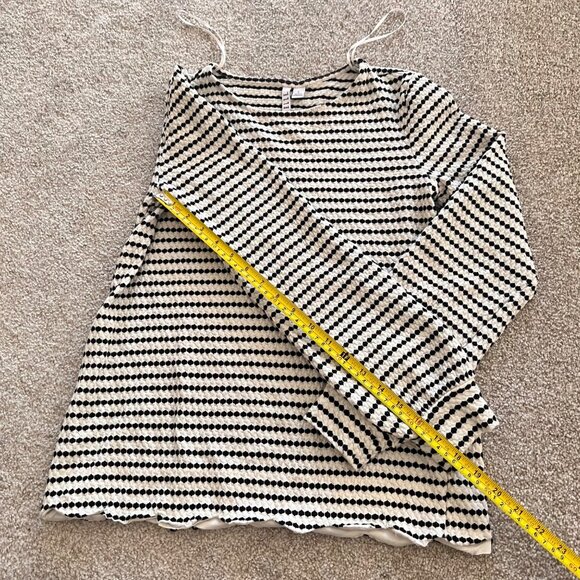 Minimalist Striped Black and White Bishop Sleeve Top with Lettuce Hem - Picture 7 of 8